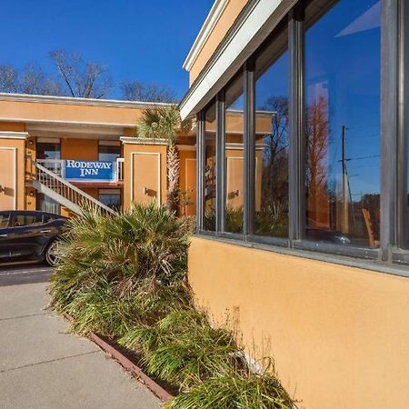 Rodeway Inn Lumberton Esterno foto